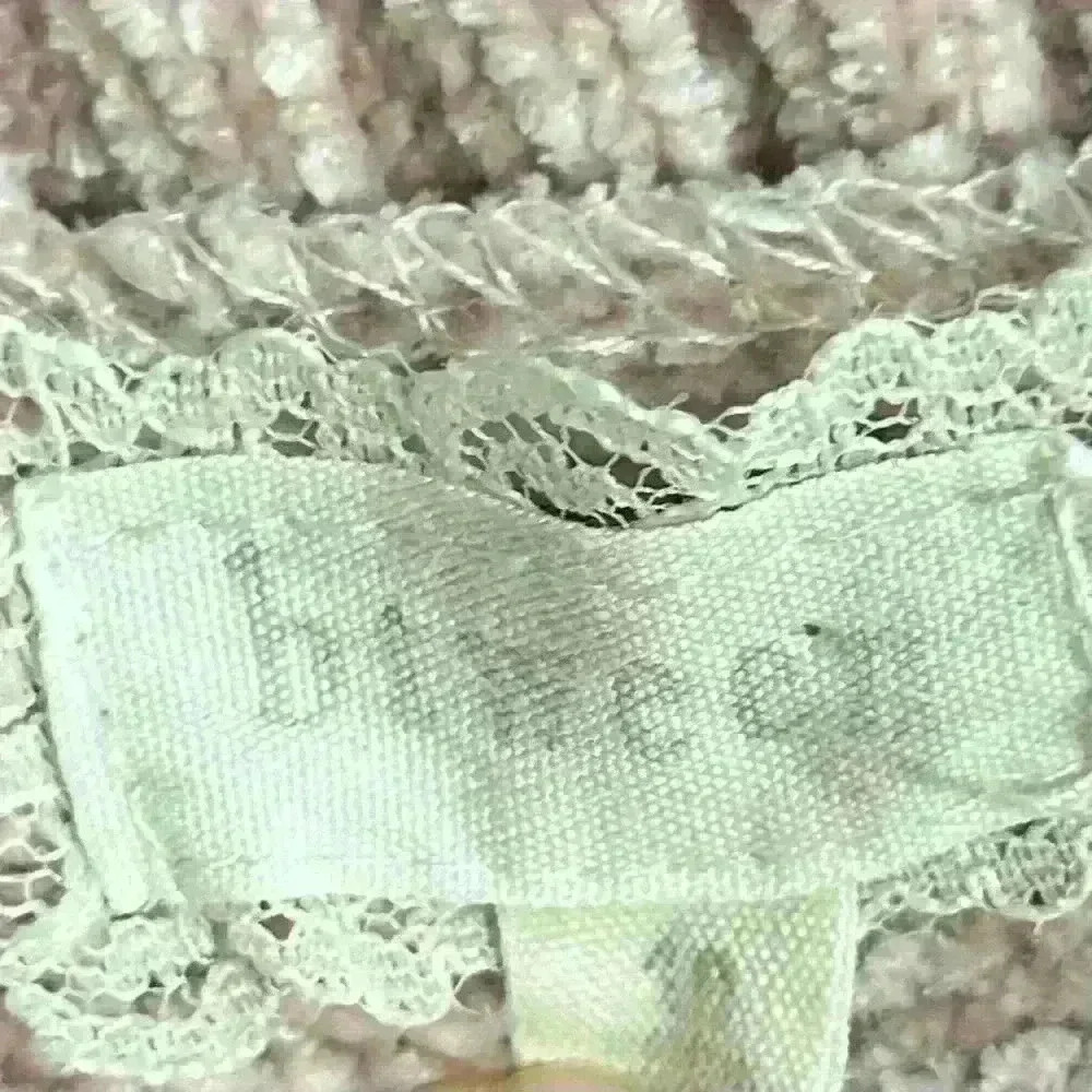 Btween little girls pink sweater with flower patch size 10 - Picture 7 of 9